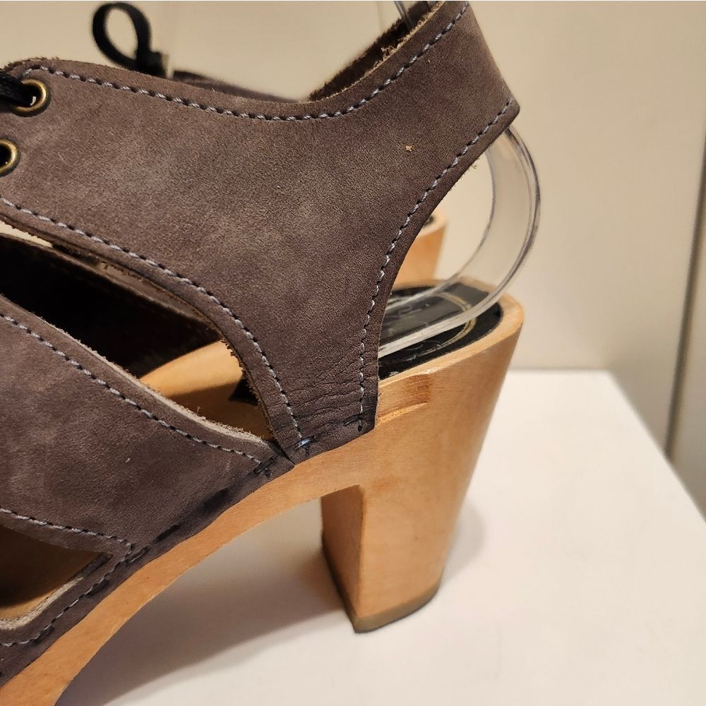 No. 6 Taupe Nubuck Leather Lace Up Corset Open Toe Wood Clogs Sz.6/36  Ret.$260 - Picture 11 of 13